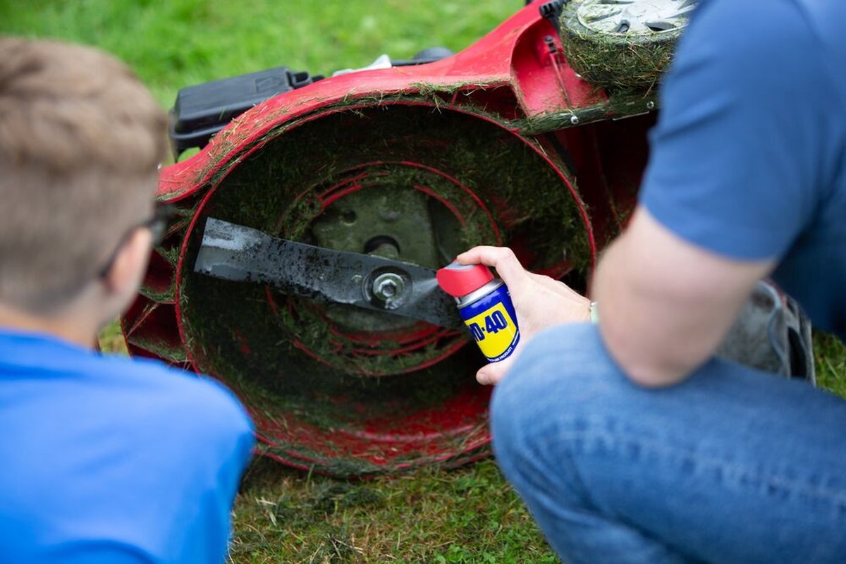 WD-40® Smart Straw® - 450 ml - Multi-Use-Spray zum Lösen, Schützen und Reinigen - Spray2Ways-Technologie