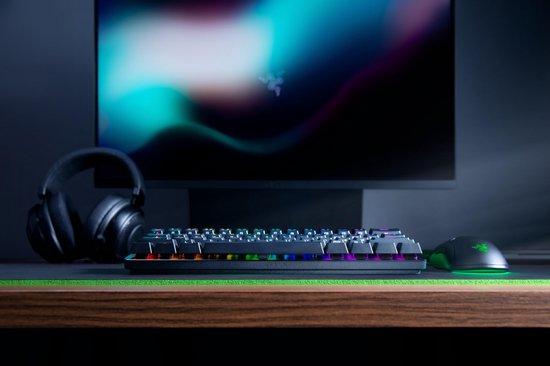 Razer Huntsman Mini – Gaming-Tastatur – Lineare Red-Schalter – RGB – 60 %-Layout – QWERTY – Schwarz