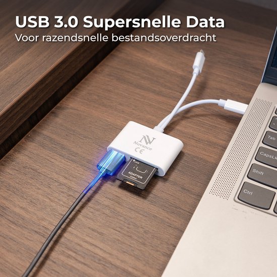 Nuvance SD-Kartenleser - 3 in 1 - Micro SD-Karte - USB zu USB C - 8-Pin - Geeignet für alle Handys, Tablets & Laptops