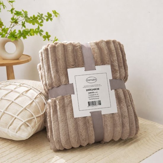 Ceruzo Fleece-Decke 200 x 240 cm – XXL-Plaid – Taupebraun – Weiches Fleece – Tagesdecke für Doppelbett