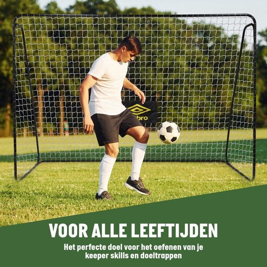 Umbro Fußballtor - 300 x 120 x 205 CM - Metall - Inkl. 7 Bodenhaken - Schwarz