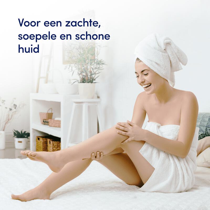 Dove Caring Bath Indulging Cream Badecreme – 450 ml – Feuchtigkeitsspendender Badeschaum mit ¼ Pflegecreme – Für eine weiche und geschmeidige Haut