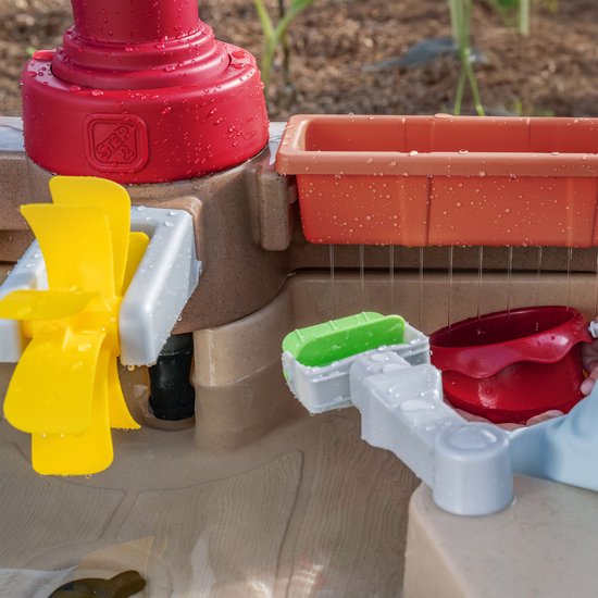 Step2 Pump & Splash Discovery Wassertisch – Mit Wasserpumpe und 8 Zubehörteilen – Wasserspieltisch für Kleinkinder – Spielzeug für draußen ab 2 Jahren – Aktivitätstisch mit Wasser für den Garten / den Außenbereich