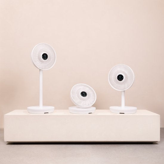 VONROC BREEZE Wireless Fan - Flüsterleise (<44 dB) - 24 Geschwindigkeitsstufen - leicht und tragbar - 3 Windmodi: Natural, Sleep, Normal - Modular: sowohl Tisch- als auch Bodenventilator - Luxus-Touch-Display - Inkl. Fernbedienung - Weiß