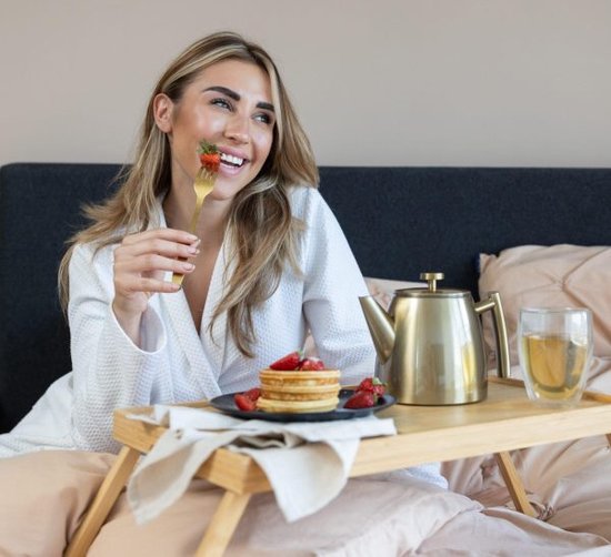 Vaja® Teekanne Juliette Gold - Doppelwandig - 1 Liter - Edelstahl-Teekanne mit Filter & Heißhalterung