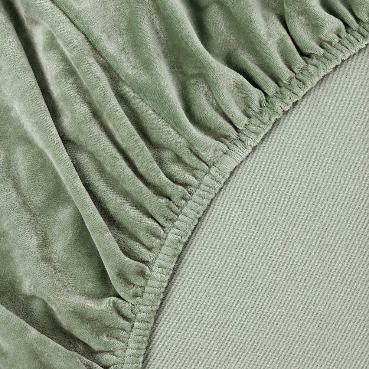 Sjumo Spannbetttuch Seidenglatt - Waldgrün - 200 x 210/220 cm