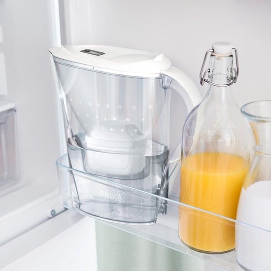 BRITA Wasserfilterkanne Marella Cool – 2,4 l, weiß – inkl. 3 MAXTRA PRO Pure Performance Wasserfilterkartuschen – Vorteilspackung