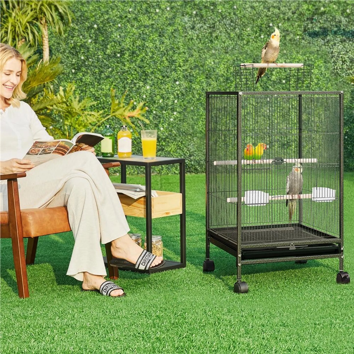 Yaheetech Vogelkäfig mit offenem Dach - 45,5 x 45,5 x 79 cm - Mit abnehmbaren Rädern und ausziehbarer unterer Schublade und gehämmerter Pulverbeschichtung - Für Wellensittiche und Kanarienvögel - Schwarzes Metall und Holz