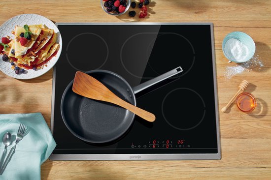 Gorenje ECT643BX Schwarz, Edelstahl, Einbaugerät, Keramik, 4 Kochzonen