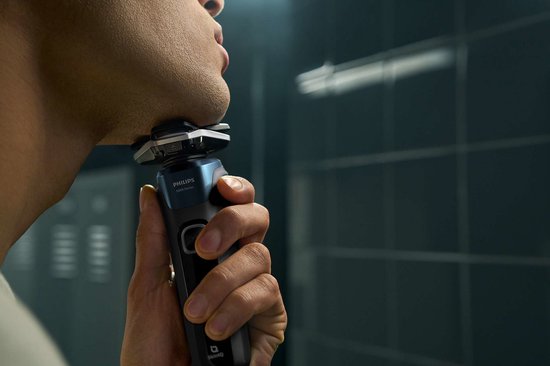 Philips Shaver Series 5000 – Elektrorasierer – Nass- und Trockenrasur – SkinIQ-Technologie – S5889/11