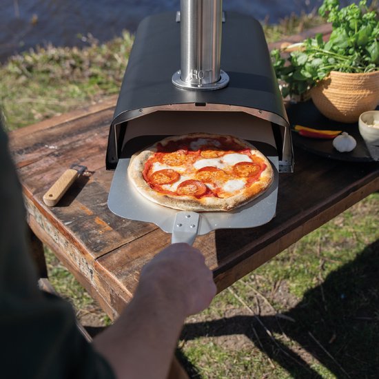 BOSKA Pizza Oven Pro Pellet - Pizzaöfen - Outdoor-Pizzaofen - Für Pizza und Brot - Inklusive Pizzastein