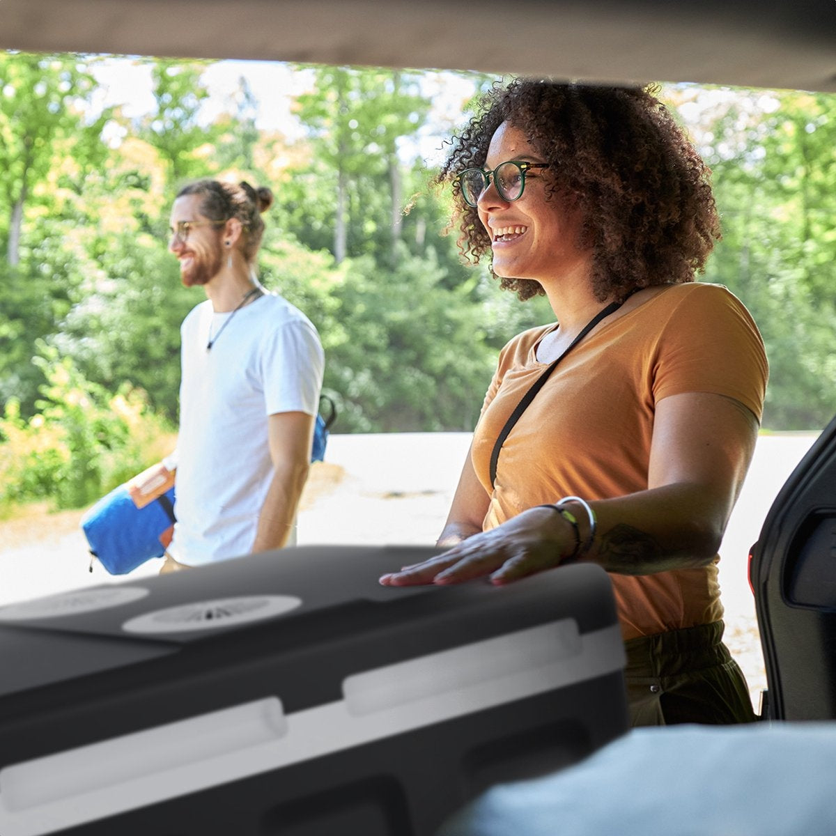 Auronic Elektrische Kühlbox - 40L - 12V und 240V - Schwarz