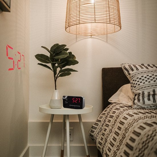 Denver Radiowecker mit Projektion - Digitaler Wecker - FM-Radio - Doppelalarm - CRP618 - Schwarz