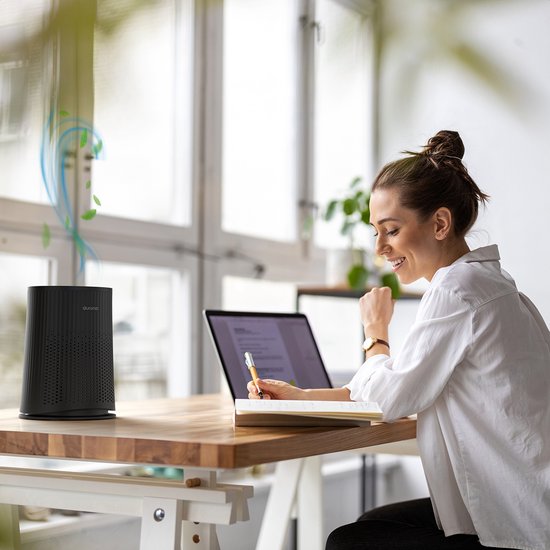 Auronic Luftreiniger Compact Pro - Mit HEPA 13-Filter - 150 m³/h - 30 m² - Aromatherapie-Funktion - 3 Stufen - Luftreiniger - Schwarz