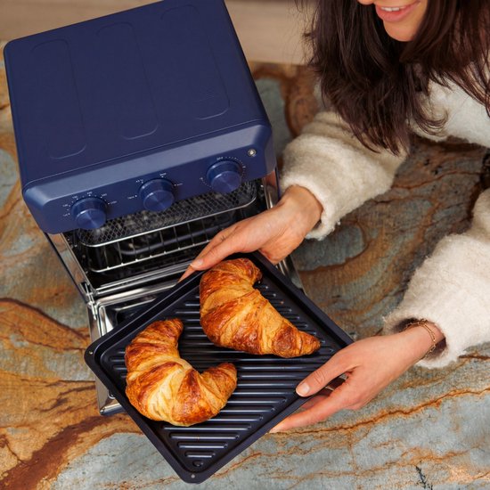 Safecourt 6-in-1 Airfyer Ofen - 100% PFAS-frei - 6 Programme - 80 bis 230 Grad - Airfryer, Backen, Braten, Toasten, Grillen & Aufwärmen - Blau