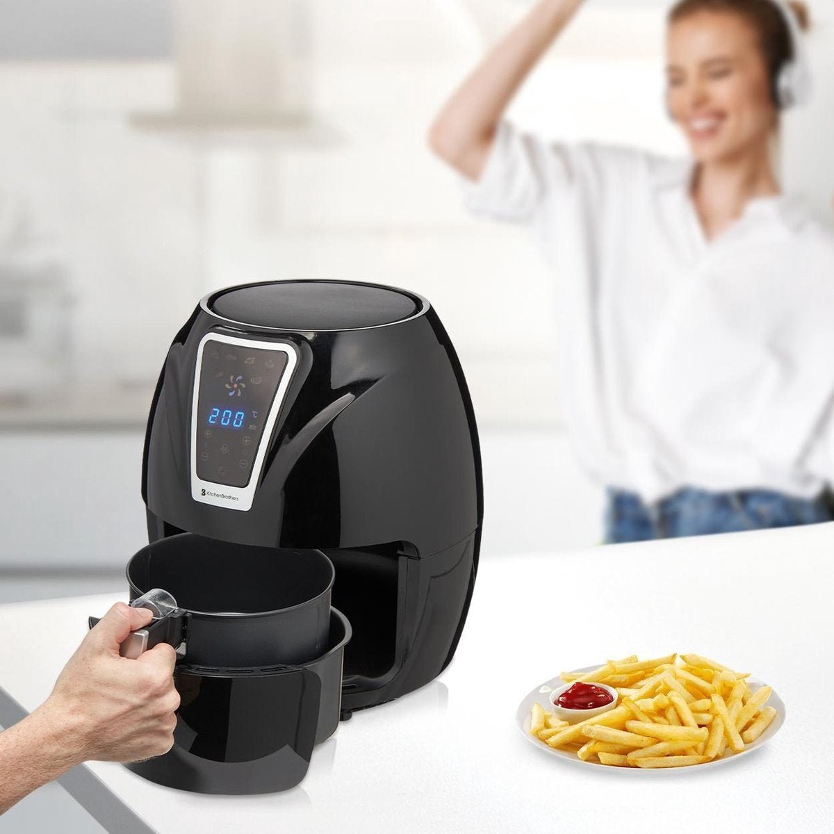 KitchenBrothers Heißluftfritteuse - Airfryer - Friteuse ohne Fett - 1300W - 3.5L - Schwarz