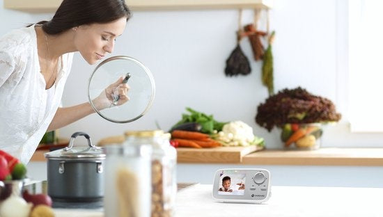 Motorola Babyphone für Kinderzimmer - VM482 - Babyphone mit Kamera - Infrarot-Nachtsicht - Digitaler Zoom - Temperaturüberwachung - Weiß