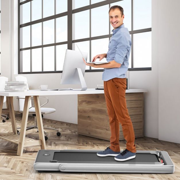 2-in-1 faltbares elektrisches Laufband - Silber - mit Bluetooth-Lautsprecher, doppelter LED-Anzeige und 40x100 cm Lauffläche