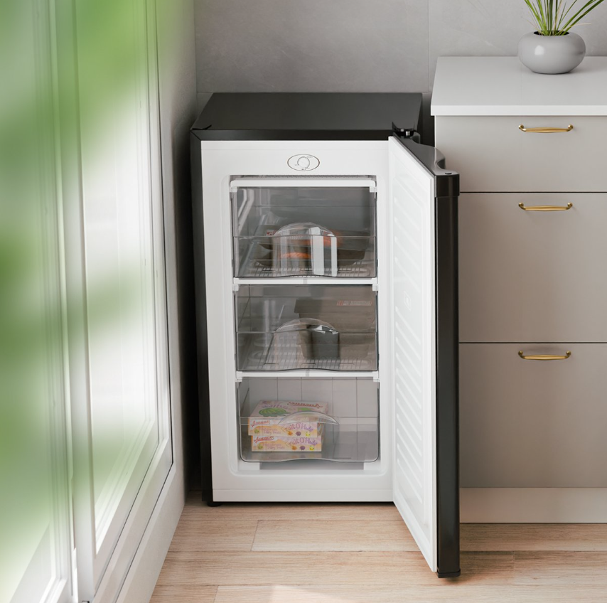 KitchenBrothers Gefrierschrank - 64L - Kompakte Tischplatte - 3 Gefrierschubladen - Gefrierschrank - Freistehend - Schwarz