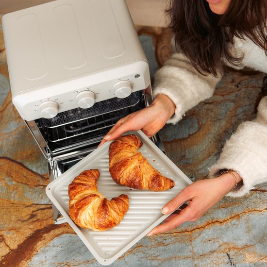 Safecourt 6-in-1 Airfyer Ofen - 100% PFAS-frei - 6 Programme - 80 bis 230 Grad - Airfryer, Backen, Braten, Toasten, Grillen & Aufwärmen - Beige