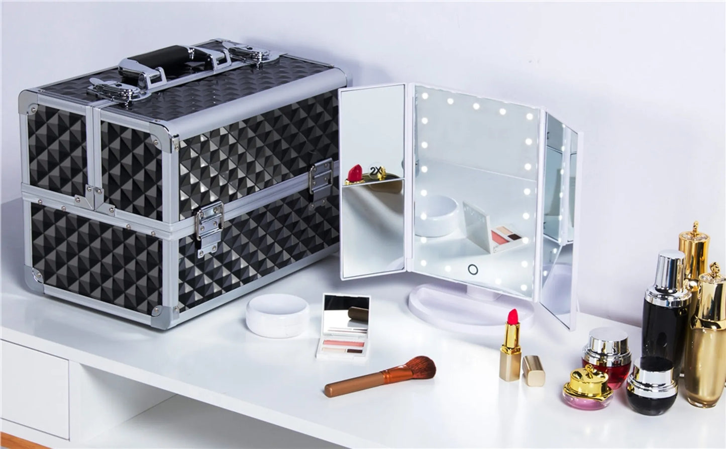 Yaheetech Schminkkoffer Beautycase - Mit 3 Schichten und verstellbaren Fächern und Schloss mit Schlüsseln - Für Kosmetiker und Friseure - Schwarzes Aluminium - 34,7 x 22,2 x 25 cm