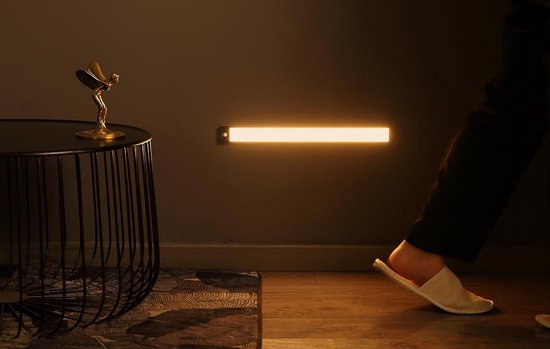 Yeelight Schrankbeleuchtung mit Bewegungssensor – 90 Lumen – Schwarz – 40 cm – wiederaufladbar