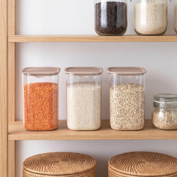 Brabantia Vorratsbehälter mit Messlöffel, 2 l – 18,3 x 15,4 x 10,6 cm