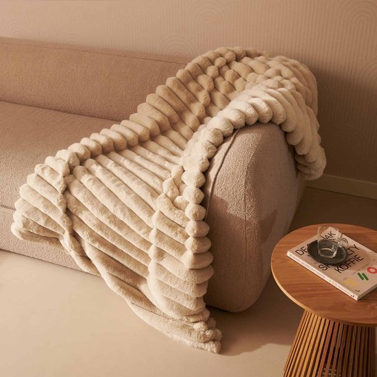 Duux Yentl Striped Electric Heat Blanket 200x200 cm - 9 Einstellungen - Beige