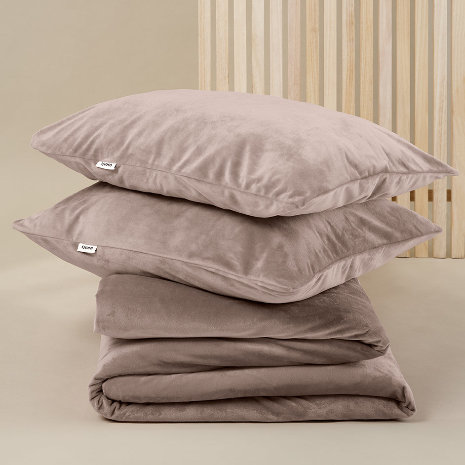 Sjumo Silky Smooth Bettbezug Classic Taupe – 240 x 220 cm – inklusive 2 Kissenbezüge 60 x 70 cm