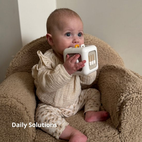 Daily Solutions® Activity cube - Montessori-Kinderspielzeug - Sensorisches Spielzeug - Pädagogisches Spielzeug - Spielspaß
