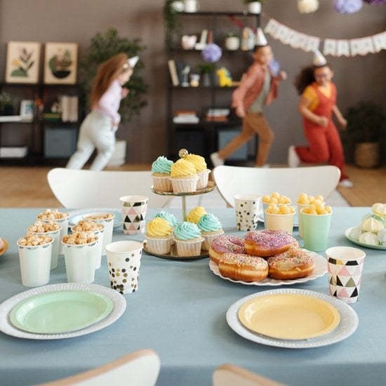 JAP Appliances Happy Pops - Retro-Popcornmaschine (2-3 Personen) 1200W - Inklusive Mess- und Butterschmelzlöffel - Fertig in 3 Minuten - Ã–lfrei - Blau