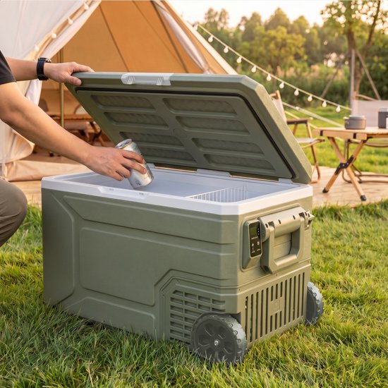 Auronic Electric Cool Box - Kompressor - 64L - 12V und 240 Volt - Camping Kühlschrank - Frigobox Auto - Mit Rädern und Griff - Grün