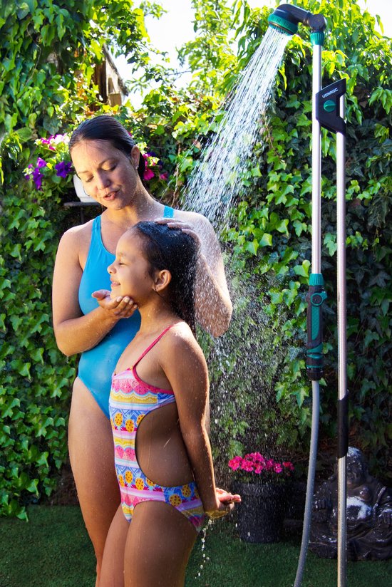 VONROC Außendusche/Gartendusche 2 in 1 - Abnehmbare Teleskopstrahllanze - Höhenverstellbar 147 - 190cm und 180° verstellbarer Duschkopf