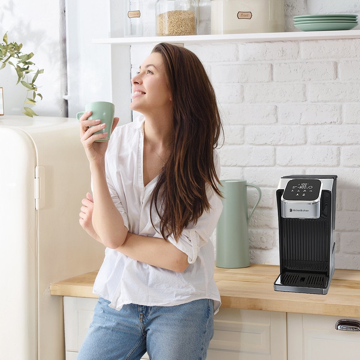 KitchenBrothers - Heißwasserspender - Touch Display - Milchfunktion - 2.7L - 2600W - Edelstahl/Schwarz