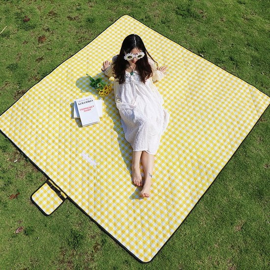 Fuegobird- Picknickdecke-200 x 200 cm- Stranddecke- Faltbare Campingdecke- Wasserdicht- Sandfeste Picknickmatte- Tragbare Gartenstrandmatte- Maschinenwaschbar- Für Camping- Garten- Park- Strand- Geeignet als Krabbeldecke für Kinder (gelb)