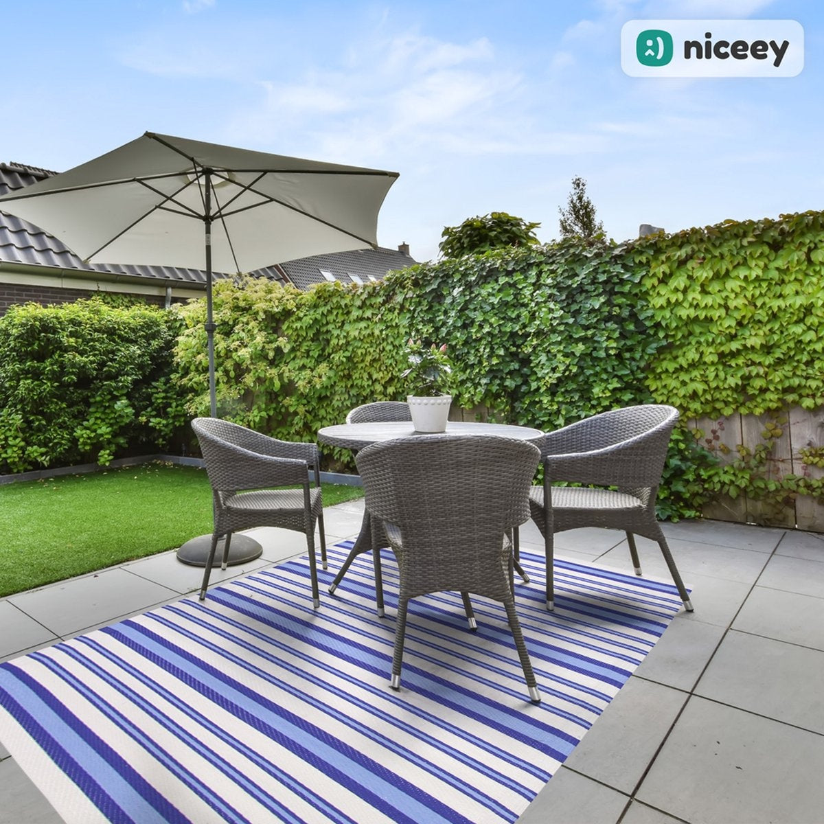 Niceey Outdoor Teppich - Gartenteppich - 120x180cm - Blau/Weiß