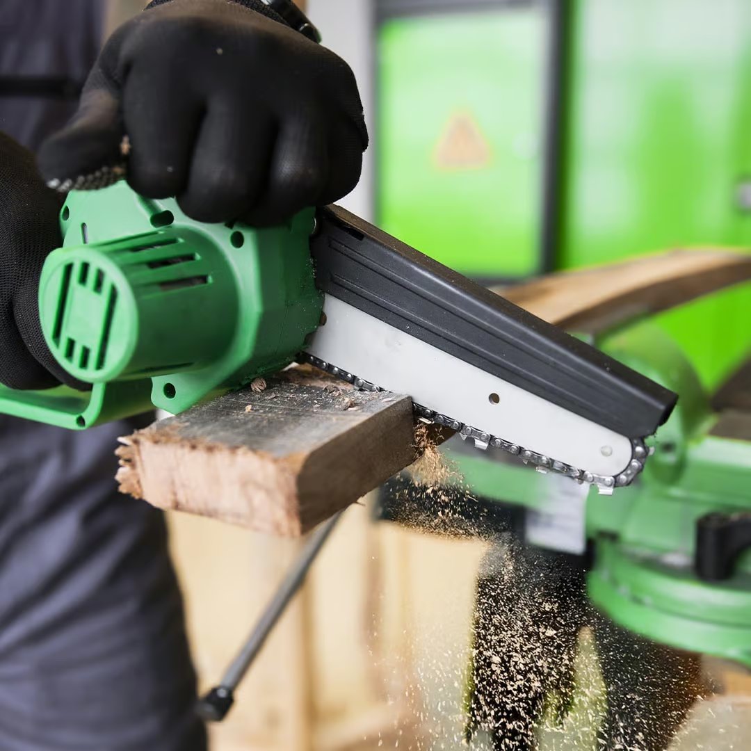 Hammersmith PocketSaw Pro Mini Akku-Kettensäge – Kompaktes Design – 20-V-Lithium-Ionen-Akku – 14 cm Sägeblatt – Inklusive Zubehör