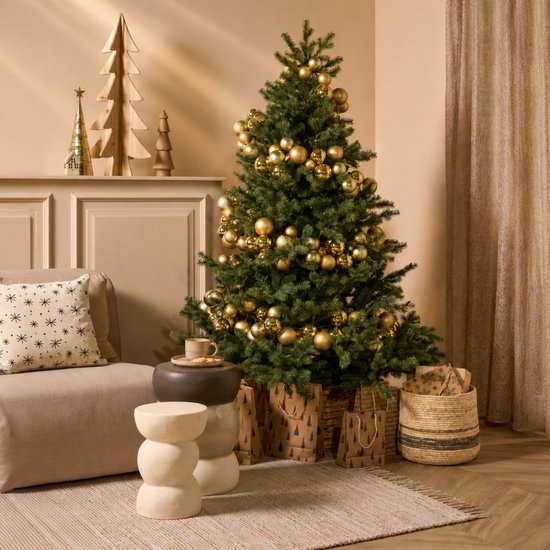 Black Box Trees Clive Weihnachtsbaum – Realistischer Kunstbaum mit üppiger Optik und 1840 Zweigen – Weihnachtsdekoration für den Innenbereich – Stimmungsvoll und realistisch – Einfach aufzubauen – H 185 x Ø 130 cm – Grün
