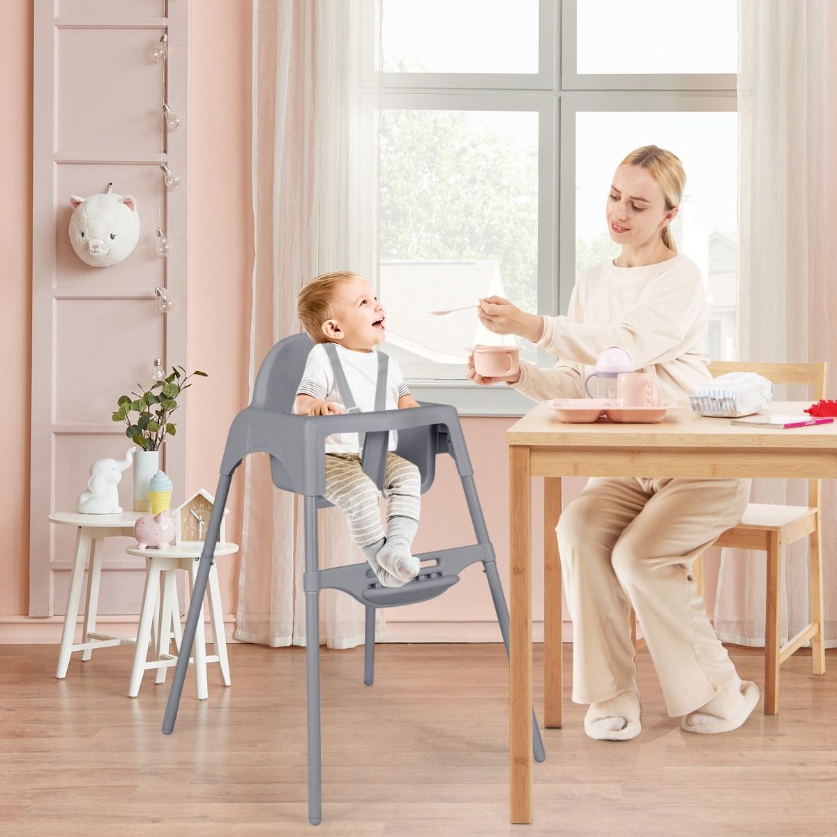 Coast 4-in-1-Kinderstuhl – umbaubar zum Kleinkindstuhl und zur Sitzerhöhung – verstellbares Tablett und Fußstütze – grau