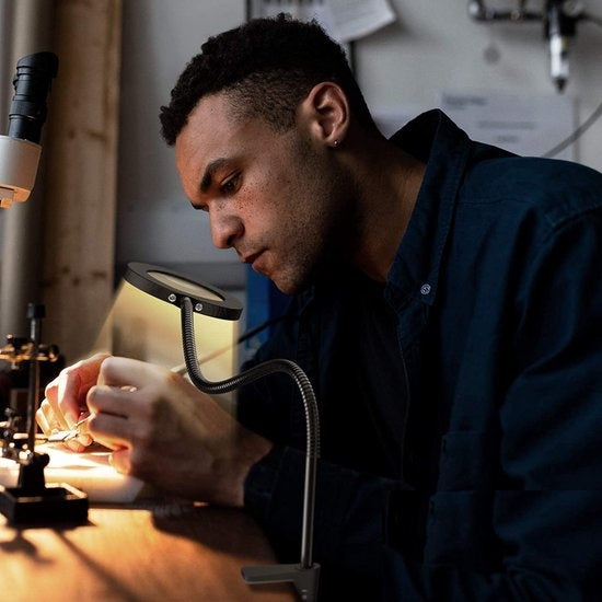Lupe - Lupe mit LED-Licht - Für Kinder/Erwachsene/Senioren/Lesen/Zeichnen/Hobby mit Tischklemme - Lupe mit Beleuchtung Earkings White