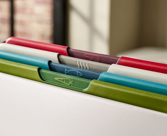 Joseph Joseph – Geschenkset „Folio Icon“ mit 4 Schneidebrettern im Halter, Arktisweiß – Polypropylen – Weiß