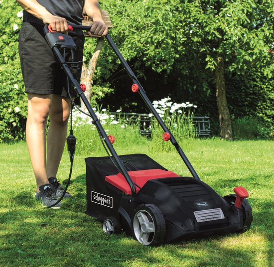 Scheppach Elektrischer Vertikutierer & Belüfter SC32 – 1500 W – 32 cm Arbeitsbreite und bis zu 12 mm Arbeitstiefe – für Rasenflächen bis zu 500 m²