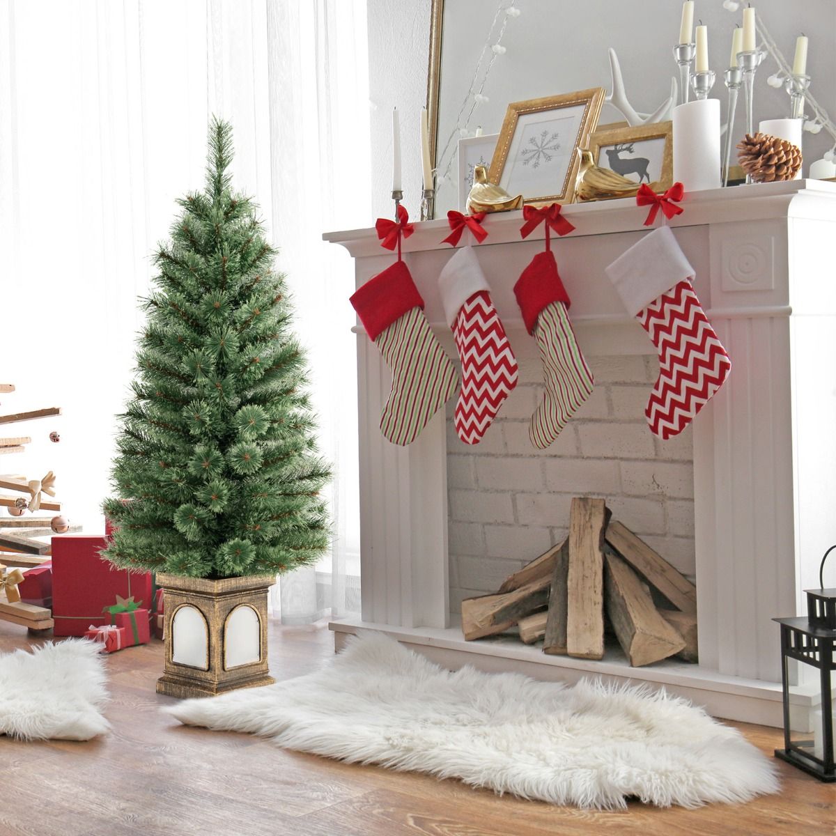 Coast Künstlicher Weihnachtsbaum 120 cm Grün/Gold - 116 Zweige - 100 LED-Lichter - Zementgefüllter Sockel - Fernsteuerung