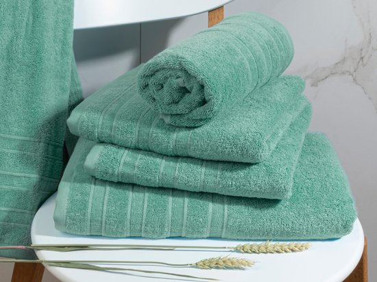 DoubleLife Handtücher XL 70 x 140 cm – 4er-Set – 100 % Baumwolle, davon 50 % recycelte Baumwolle – GRS-zertifiziert – Stone Green