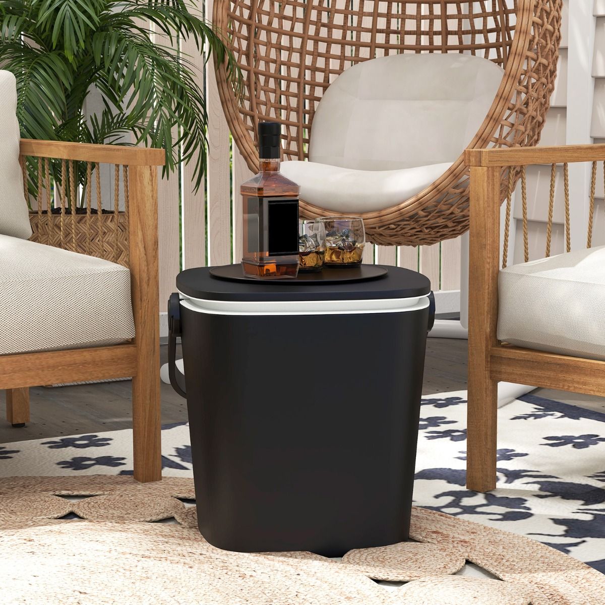 Coast 3-in-1-Kühltisch für den Außenbereich – mit Flaschenöffner und Tragegriff – 15 Liter – blau/schwarz