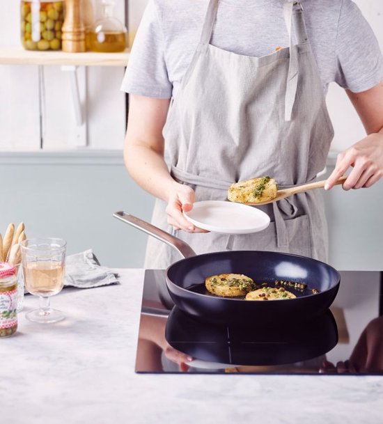 Greenpan Evolution Eco Bratpfanne - Mit keramischer Antihaftbeschichtung - PFAS-frei - 20 cm - Schwarz