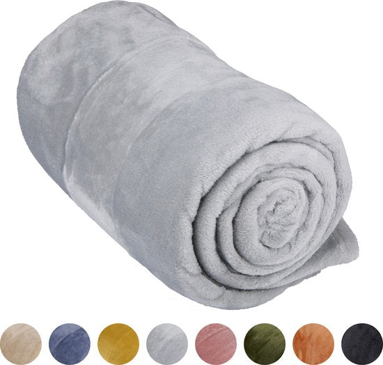 Arti Casa Fleecedecke 150 x 200 cm - Karierte Decke für Sofa, Bett oder draußen - Heimdekoration Wohnzimmer und Schlafzimmer - Superweiches Material - Grau