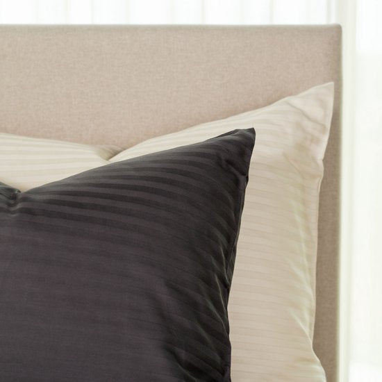Kayori Elin Bettbezug aus Baumwollsatin – 260 x 200–220 cm + 2 Kissenbezüge – Einzelbetten – Anthrazit