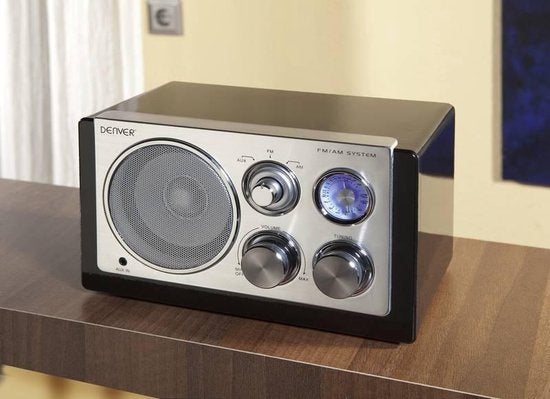 Denver Tragbares FM-Radio - Retro - Batterie- oder Netzbetrieb - Küchenradio - AM - FM - TR61 - Schwarz