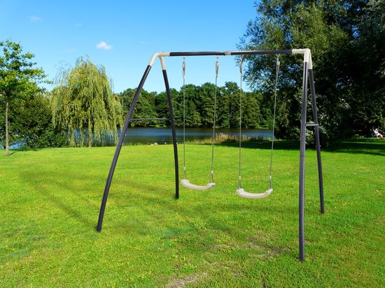 AXI Doppel-Metallschaukel in Anthrazit/Creme - Freistehende Schaukelanlage mit Kunststoff-Schaukelsitzen - Schaukelanlage für Kinder